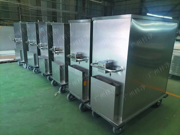 一次性物品電動轉運車采用304拉絲不銹鋼板面板厚度:≥1.2mm,表面作拉絲亞光處理。 一次性物品電動轉運車采用304拉絲不銹鋼板面板厚度:≥1.2mm,表面作拉絲亞光處理。